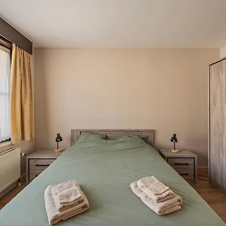 Maurice Close To The 别墅 东代恩凯尔克