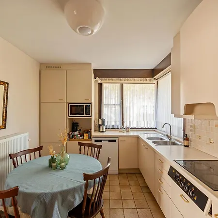 Maurice Close To The 别墅 东代恩凯尔克