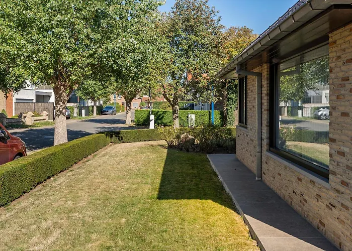 Maurice Close To The Willa